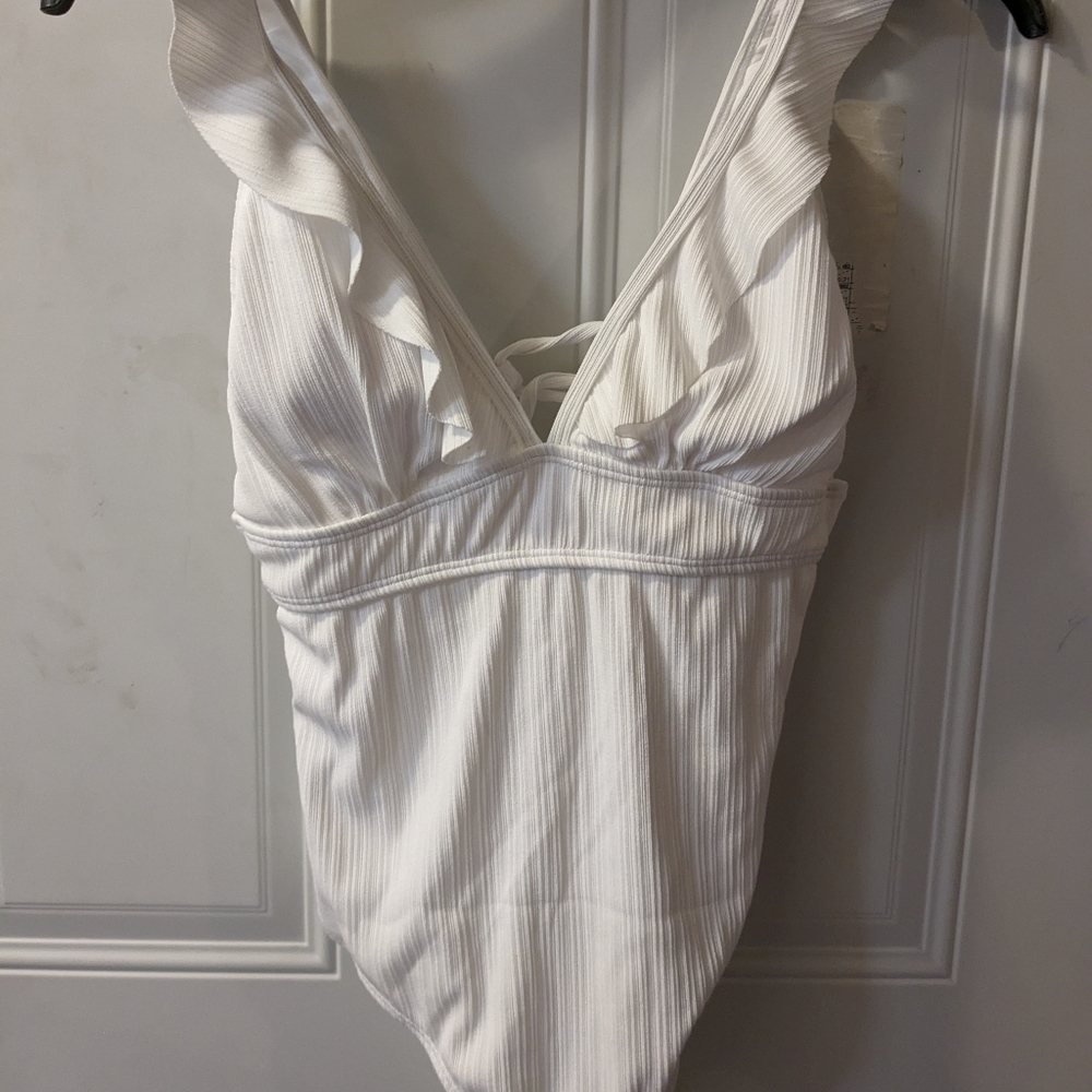 Size large white bathing suit